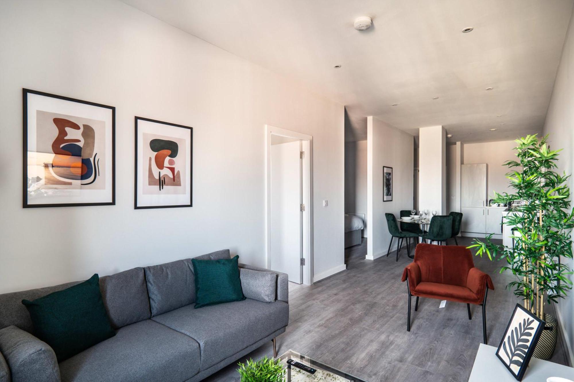 Modern & Spacious 2 Bed Apartment In Waterloo Liverpool Bagian luar foto
